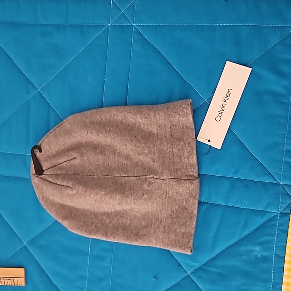 CalvinKlein stocking cap - Picture 4 of 4